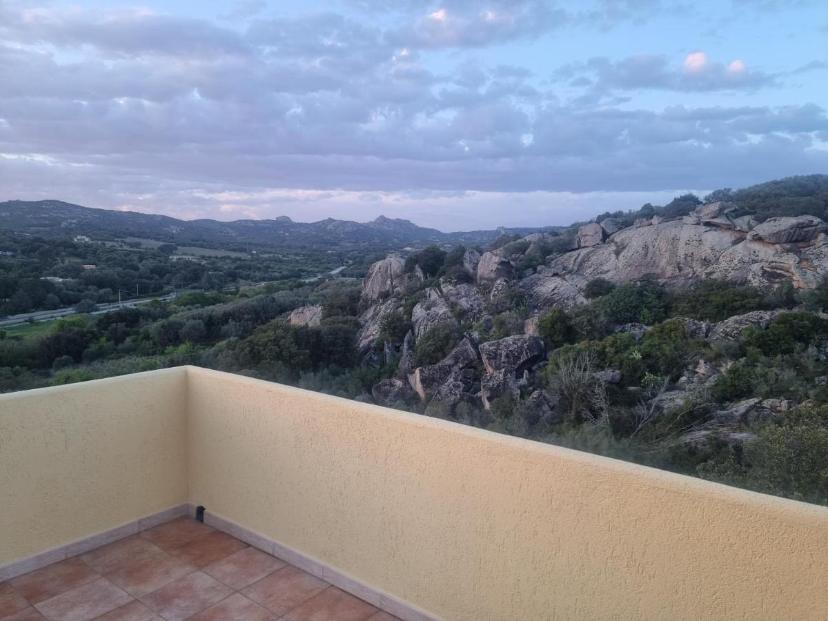 Appartamento Monte Mare Arzachena Exterior foto