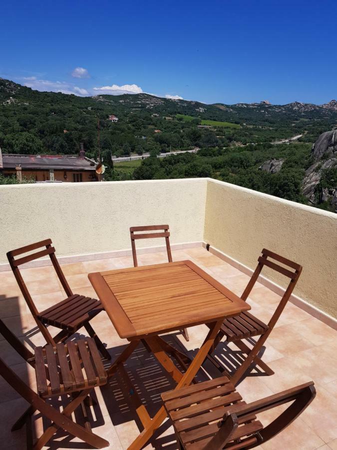 Appartamento Monte Mare Arzachena Exterior foto